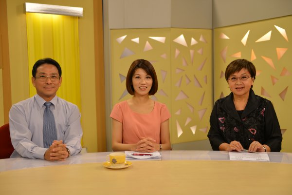 低頭族 小心健康SOS!